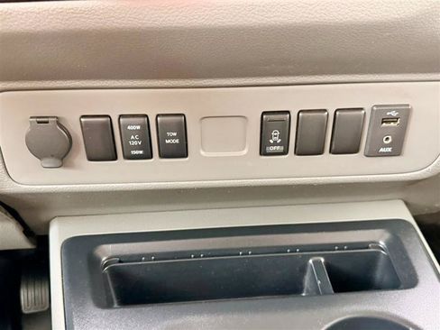 Used 2020 Nissan NV 2500 SV w/ Navigation Package RWD image 26