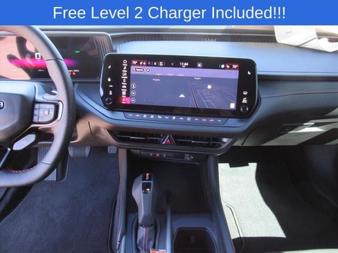 Used 2025 Dodge Charger R/T w/ Quick Order Package 25M R/T image 17