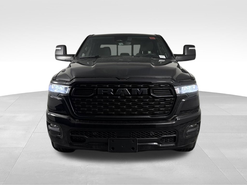 Used 2025 RAM 1500 Big Horn AWD/4WD image 3