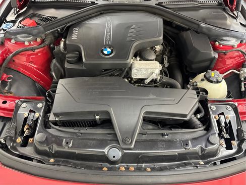 Used 2018 BMW 320i xDrive Sedan w/ Convenience Package image 30