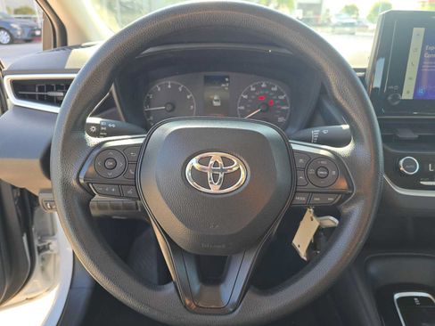 Certified 2025 Toyota Corolla LE FWD image 22