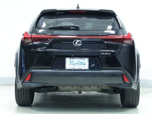 Used 2021 Lexus UX 200 w/ Accessory Package (Z2) image 7