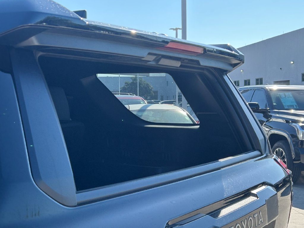 Certified 2025 Toyota 4Runner Limited AWD/4WD image 16
