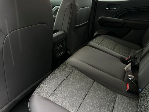 New 2025 Chevrolet Colorado Z71 w/ Midnight Edition image 13