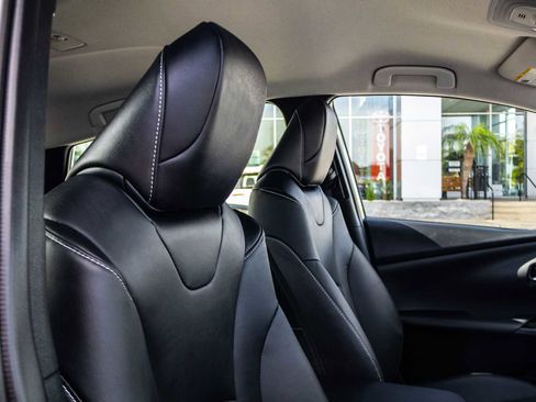 Certified 2020 Toyota Prius Prime XLE w/ Carpet Mat Package FWD image 20