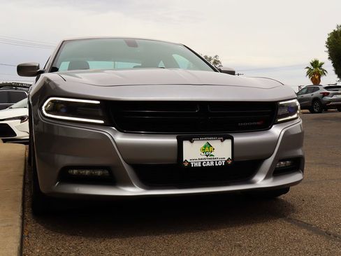 Used 2018 Dodge Charger SXT Plus w/ Driver Confidence Group RWD image 18