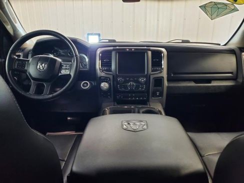 Used 2018 RAM 1500 Sport image 9