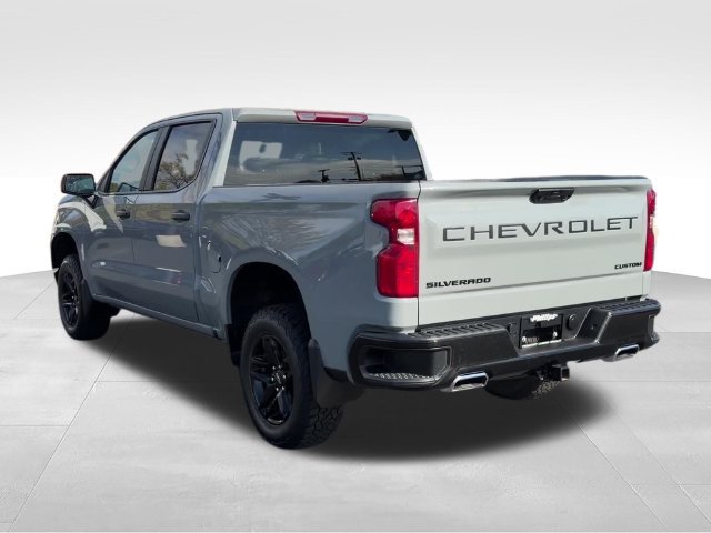 Certified 2024 Chevrolet Silverado 1500 Custom Trail Boss w/ LPO, Dark Essentials Package AWD/4WD image 4