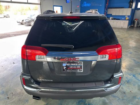 Used 2017 GMC Terrain SLE image 13
