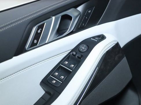 Certified 2024 BMW X5 xDrive40i w/ Premium Package image 17