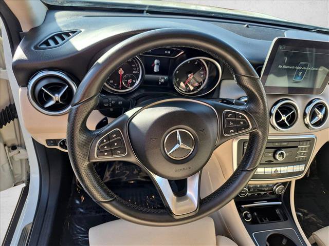 Used 2018 Mercedes-Benz GLA 250 4MATIC image 11