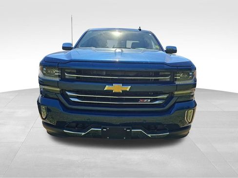 Used 2016 Chevrolet Silverado 1500 LTZ Z71 w/ LTZ Plus Package AWD/4WD image 8
