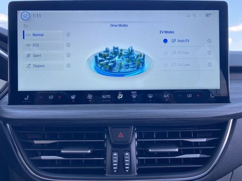 New 2025 Ford Escape SE w/ PHEV Premium Package FWD image 41
