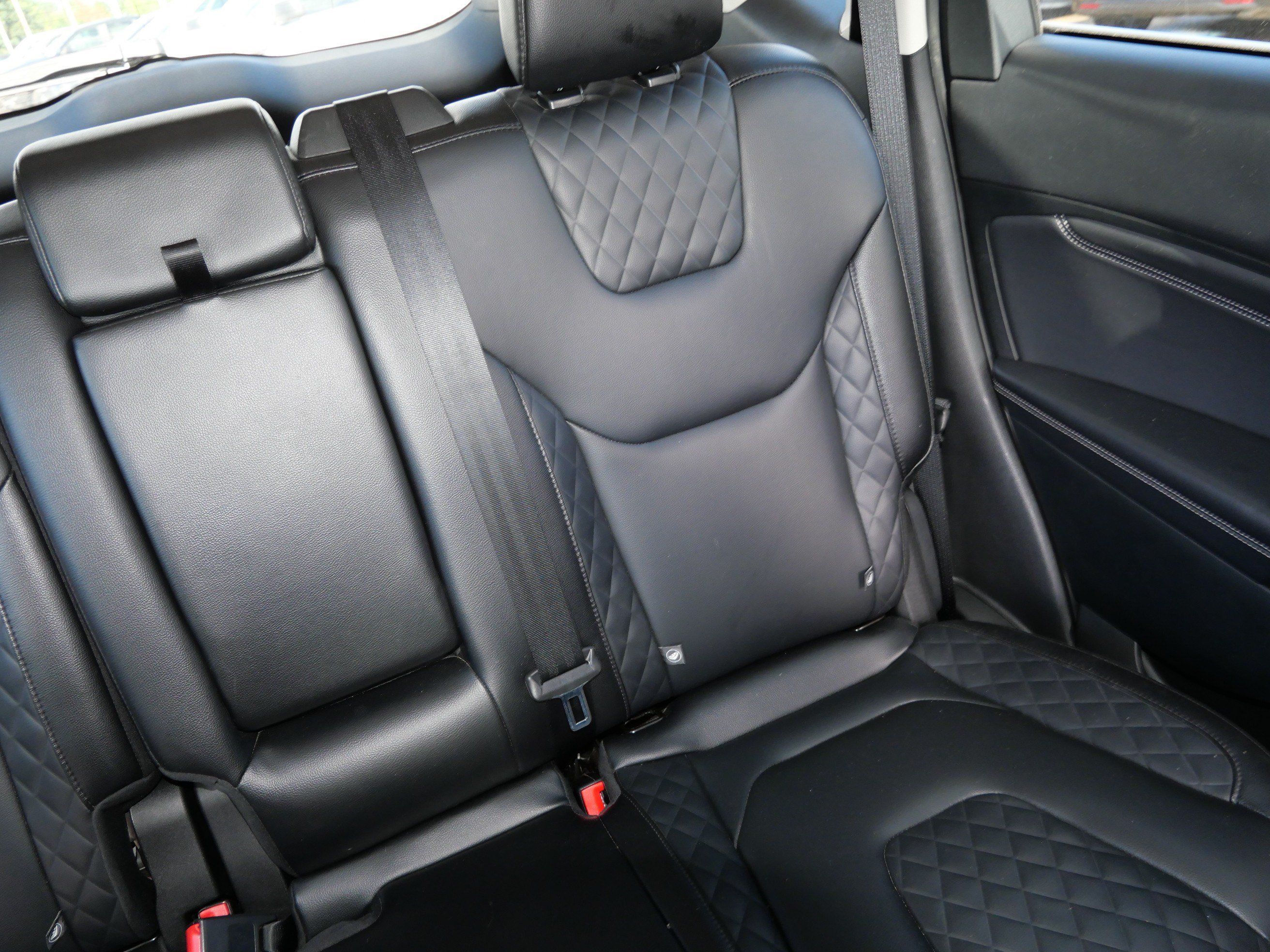 Certified 2024 Ford Edge Titanium AWD/4WD image 14