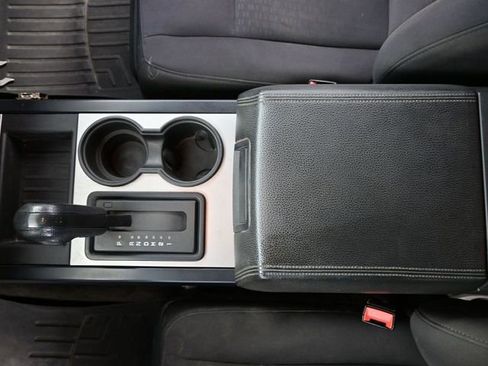 Used 2015 Ford Expedition XL image 27