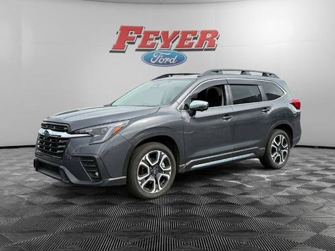 Used 2023 Subaru Ascent Limited w/ Technology Package AWD/4WD image 1