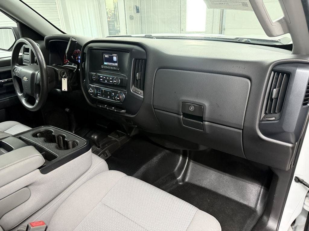 Used 2017 Chevrolet Silverado 1500 W/T w/ WT Convenience Package AWD/4WD image 32