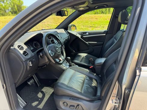 Used 2014 Volkswagen Tiguan R-Line FWD image 12