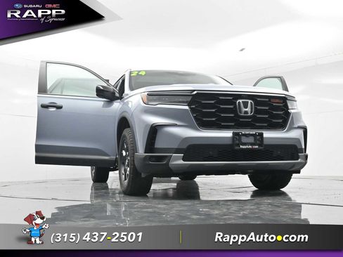 Used 2024 Honda Pilot TrailSport image 38