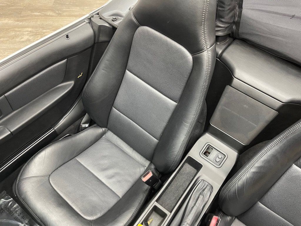 Used 2000 BMW Z3 2.5i RWD image 25