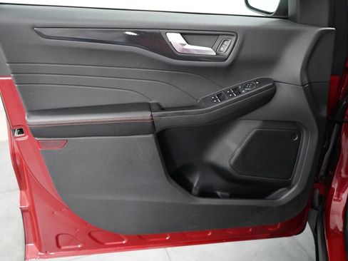Certified 2025 Ford Escape ST-Line FWD image 22