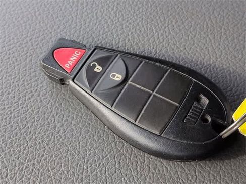 Used 2015 RAM 1500 Express image 30