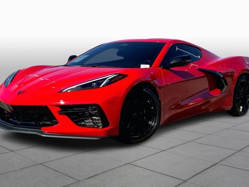 Used 2025 Chevrolet Corvette Stingray Coupe w/ 1LT image 1