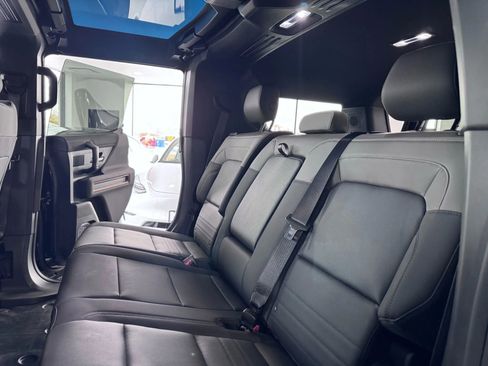 Used 2024 GMC Hummer EV 2X w/ LPO, Illumination Package image 19