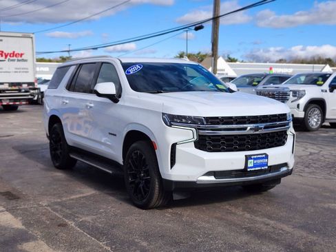 Used 2024 Chevrolet Tahoe LS w/ Driver Alert Package image 7