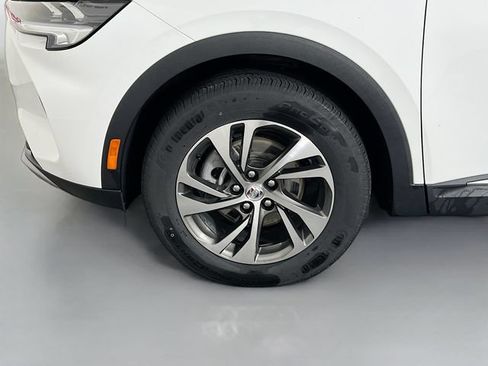 Used 2023 Buick Envision Essence FWD image 11