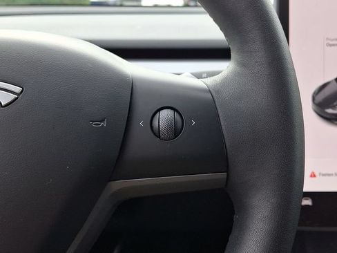 Used 2023 Tesla Model 3 Standard Range RWD image 24