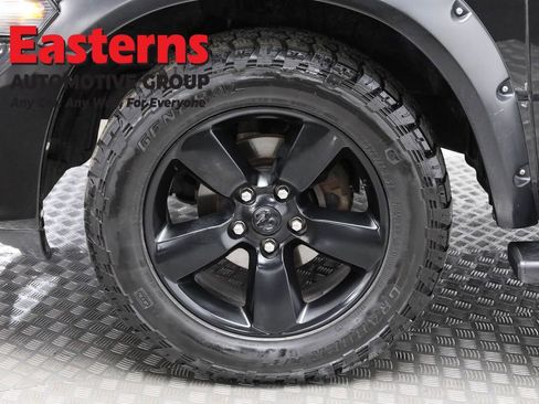 Used 2015 RAM 1500 Express w/ Black Ram 1500 Express Group image 30