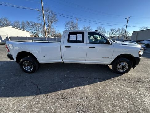 Used 2022 RAM 3500 Tradesman image 26