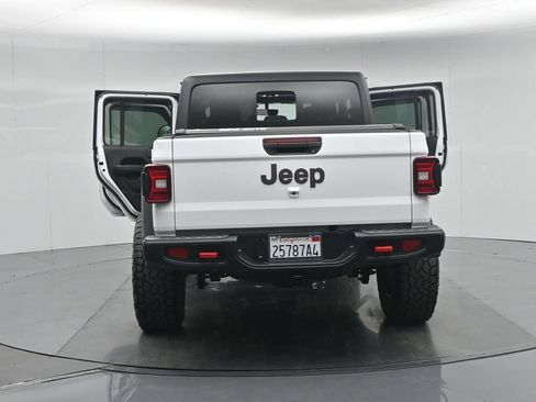 Used 2023 Jeep Gladiator Rubicon AWD/4WD image 34