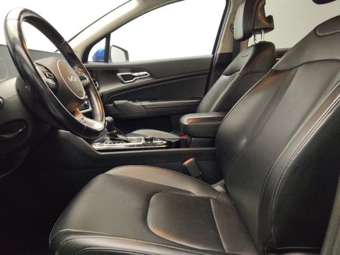 Used 2023 Kia Sportage EX image 17