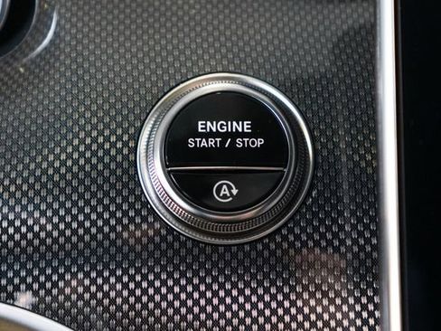 New 2026 Mercedes-Benz C 300 4MATIC Sedan image 27