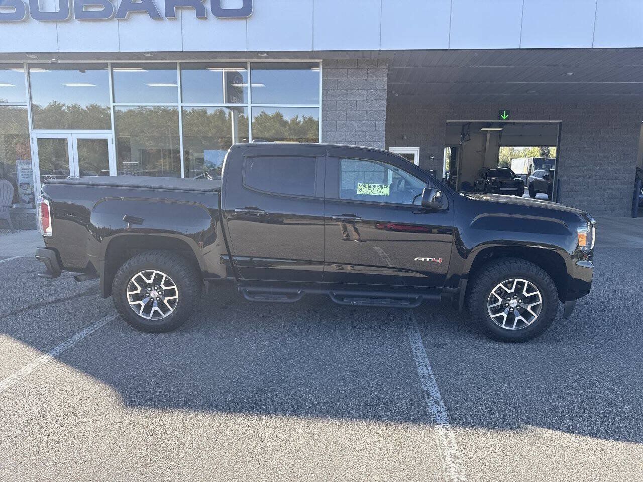 Used 2021 GMC Canyon AT4 w/ Trailering Package AWD/4WD image 3
