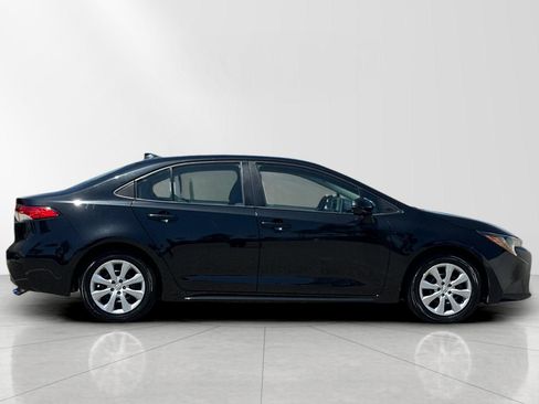 Used 2021 Toyota Corolla LE w/ Carpet Mat Package (TMS) FWD image 2