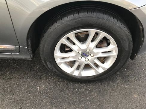 Used 2016 Volvo XC60 T5 Premier w/ Proximity Package image 47