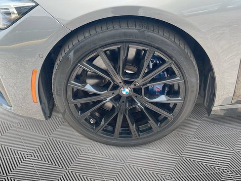 Used 2020 BMW 740i w/ M Sport Package RWD image 33