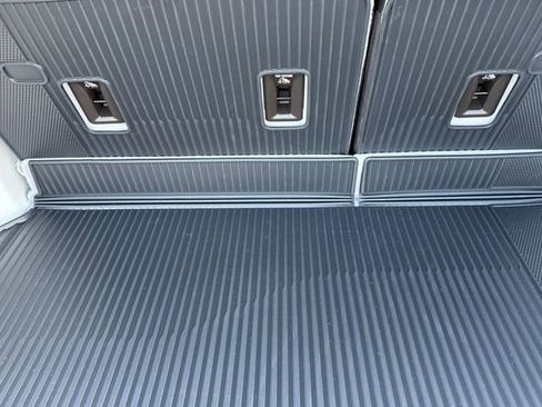 New 2026 GMC Acadia Denali w/ Super Cruise Package image 18