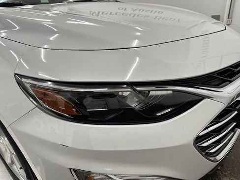 Used 2023 Chevrolet Malibu LS FWD image 10