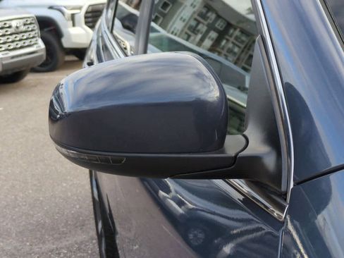 Used 2019 Jeep Cherokee Limited image 12