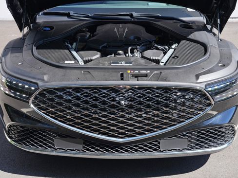 Used 2024 Genesis G90 3.5T AWD/4WD image 8