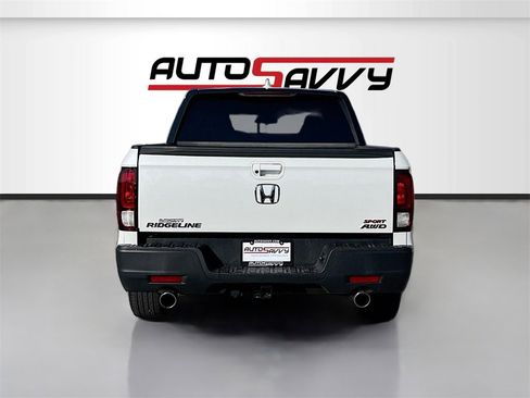 Used 2022 Honda Ridgeline Sport image 6