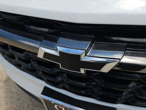 Used 2025 Chevrolet Trax RS w/ Driver Confidence Package FWD image 26