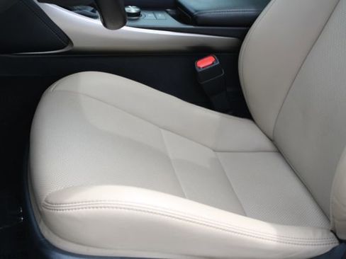 Used 2019 Lexus IS 300 w/ Accessory Package 2 RWD image 33