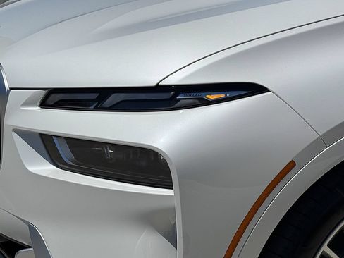 New 2027 BMW X7 xDrive40i AWD/4WD image 7