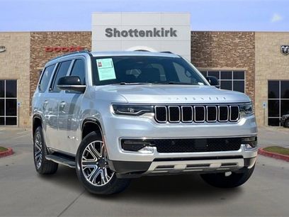 Used 2024 Jeep Wagoneer Series II w/ Flexible Seating Group