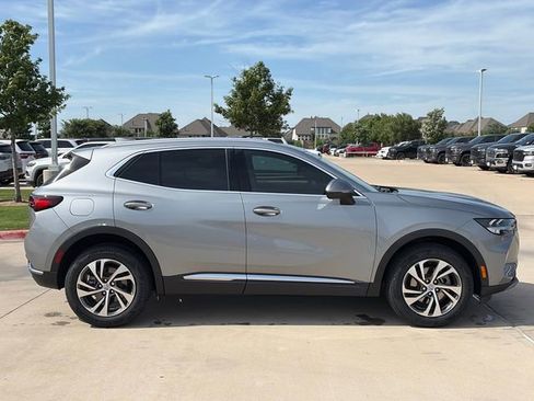 Used 2023 Buick Envision Essence FWD image 10